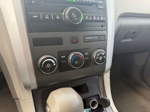Used 2012 Chevrolet Traverse LS FWD image 15