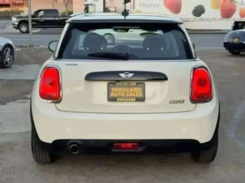 Used 2018 MINI Cooper 2-Door Hardtop FWD image 38