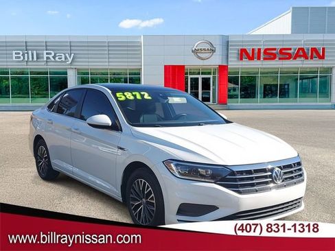 Used 2019 Volkswagen Jetta SEL w/ Cold Weather Package image 1