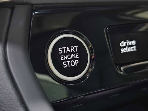 Used 2025 Audi Q5 Prestige image 34