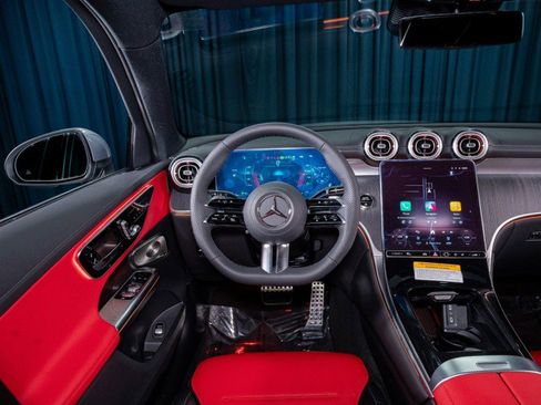 Certified 2026 Mercedes-Benz GLC 300 image 18