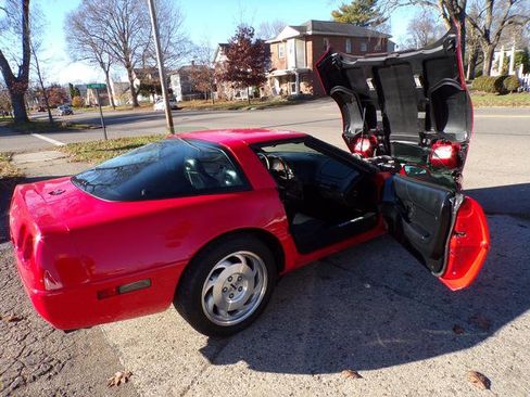 Used 1994 Chevrolet Corvette Coupe image 13