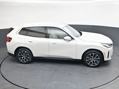 Used 2025 BMW X3 xDrive30i w/ M Sport Package AWD/4WD image 19