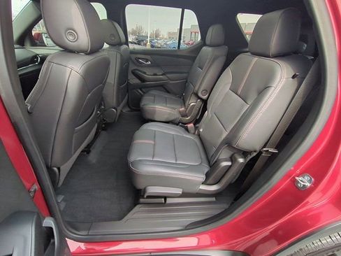 Used 2023 Chevrolet Traverse RS w/ LPO, Floor Liner Package image 15