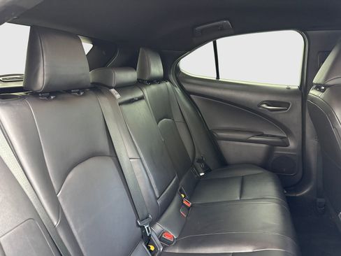 Used 2021 Lexus UX 200 w/ Accessory Package (Z2) FWD image 45