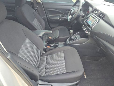 Used 2021 Nissan Versa S image 27