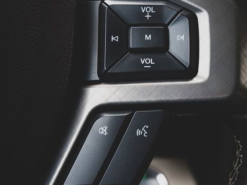 Used 2019 Ford F150 Limited w/ Trailer Tow Package image 23