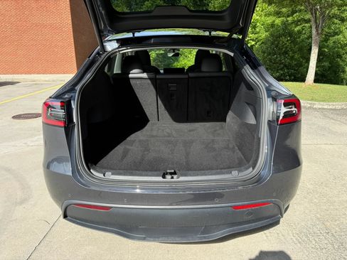 Used 2020 Tesla Model Y Long Range AWD/4WD image 7