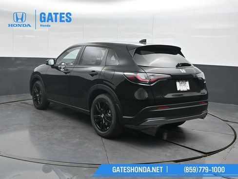 New 2026 Honda HR-V Sport image 8