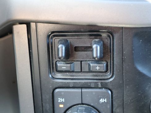 Used 2024 Ford F150 XLT w/ Equipment Group 302A MID image 37