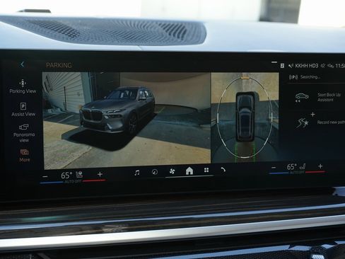 Used 2024 BMW X7 xDrive40i w/ Executive Package image 17