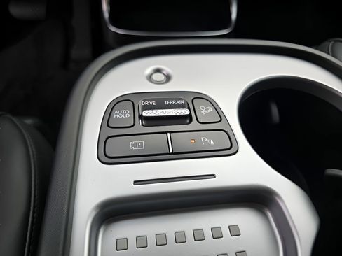 New 2026 Hyundai Ioniq 9 Limited w/ Tow & Go Package image 19