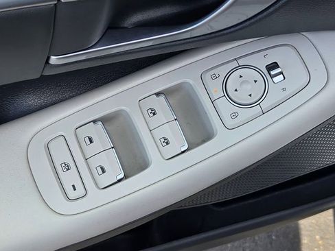 Used 2024 Hyundai Sonata SEL image 16