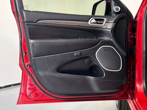 Used 2018 Jeep Grand Cherokee Trackhawk image 40