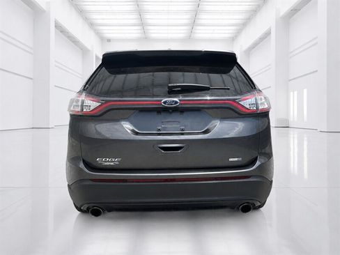 Used 2016 Ford Edge SE AWD/4WD image 4