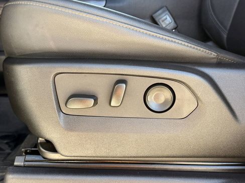 Used 2024 Chevrolet Silverado 2500 LTZ w/ LTZ Plus Package image 28