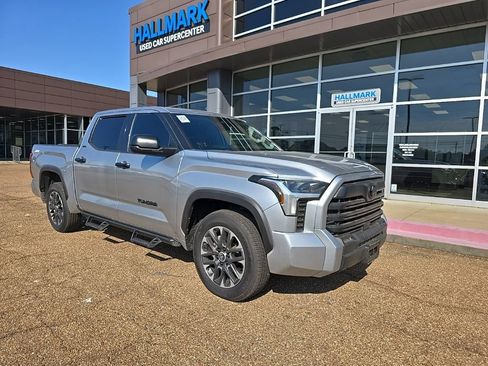 Used 2022 Toyota Tundra SR5 image 1