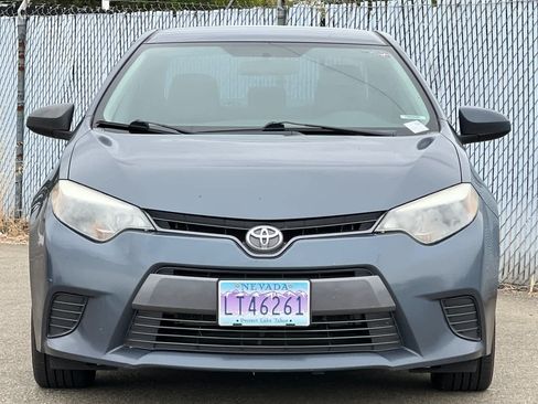 Used 2016 Toyota Corolla LE FWD image 8