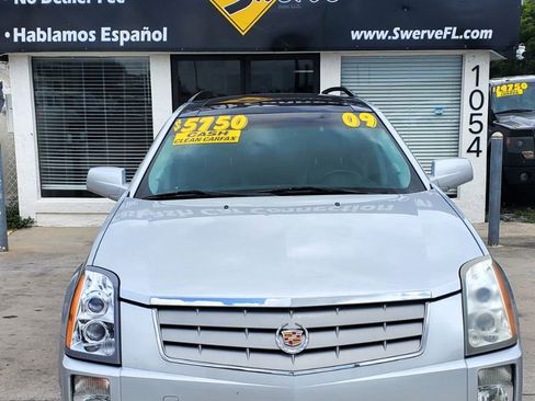 Used 2009 Cadillac SRX 2WD w/ Third Row Seating Package image 3