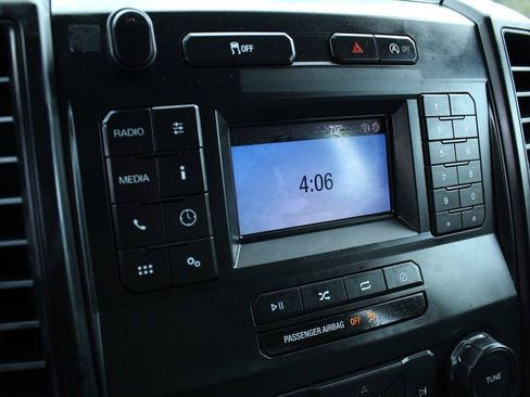 Used 2018 Ford F150 XL w/ Equipment Group 101A Mid RWD image 31