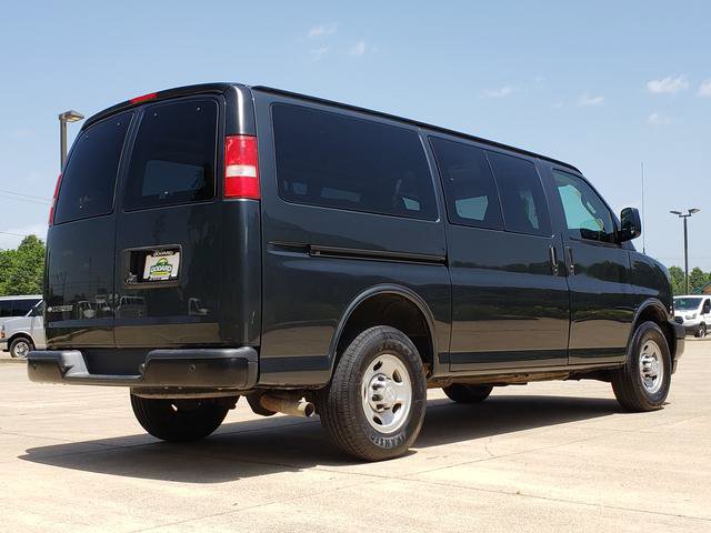 Used 2017 Chevrolet Express 2500 LS RWD image 6