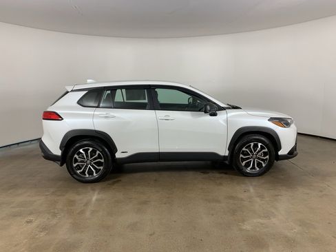 Used 2024 Toyota Corolla Cross S image 5