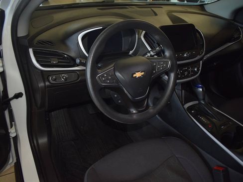 Used 2018 Chevrolet Volt LT FWD image 21
