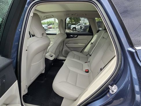Certified 2023 Volvo XC60 B5 Plus w/ Protection Package Premier AWD/4WD image 15