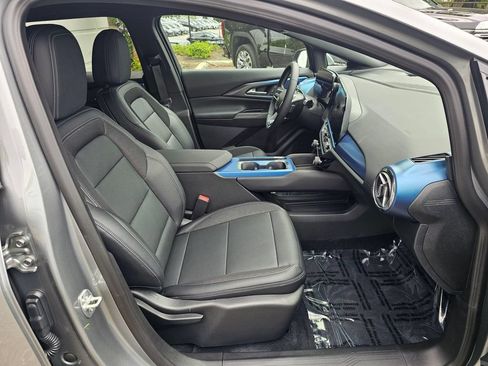 New 2026 Chevrolet Equinox EV LT AWD/4WD image 11