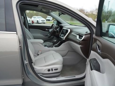 Used 2019 GMC Acadia SLT image 20