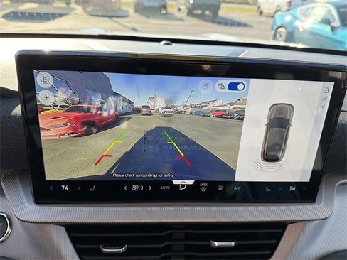 New 2026 Ford Explorer Active image 23