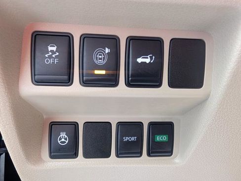 Used 2017 Nissan Rogue SL w/ SL Premium Package FWD image 10