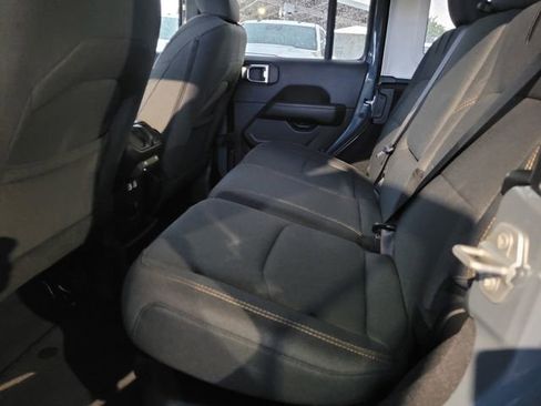 Certified 2025 Jeep Wrangler Unlimited Sahara w/ Safety Group image 18