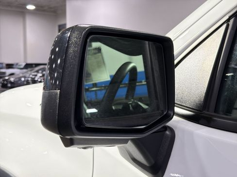 Used 2024 Chevrolet Silverado 1500 ZR2 w/ Technology Package AWD/4WD image 14