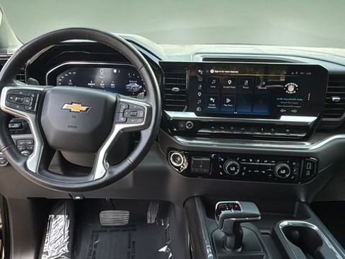 Used 2023 Chevrolet Silverado 1500 LTZ w/ LTZ Premium Package AWD/4WD image 10