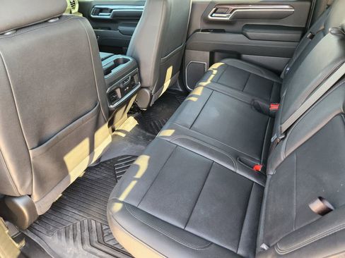 Used 2025 Chevrolet Silverado 2500 LTZ w/ LTZ Convenience Package image 32