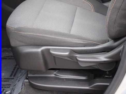 Used 2018 Chevrolet Traverse LS AWD/4WD image 17