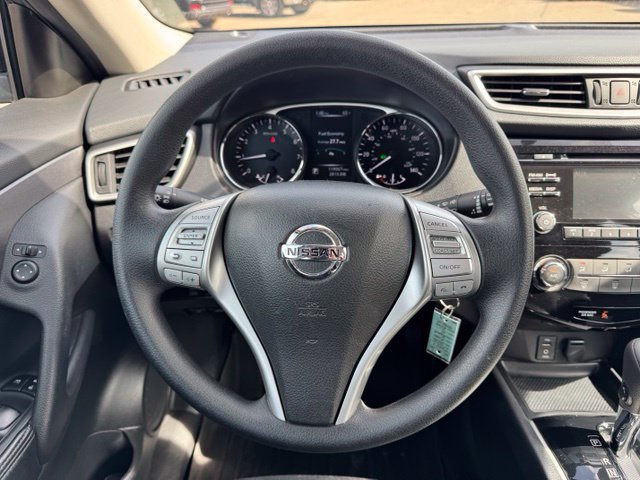 Used 2016 Nissan Rogue S AWD/4WD image 18