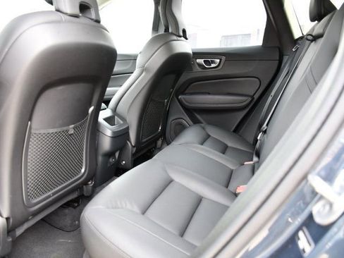 Certified 2025 Volvo XC60 B5 Plus image 16