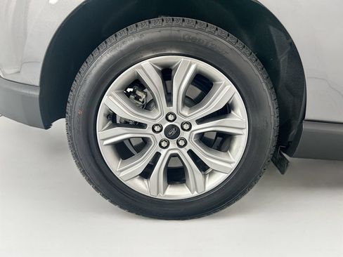 Used 2024 Ford Edge Titanium AWD/4WD image 31