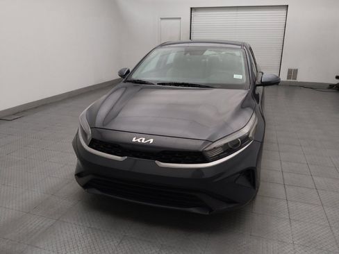 Used 2022 Kia Forte LXS w/ LXS Technology Package FWD image 15