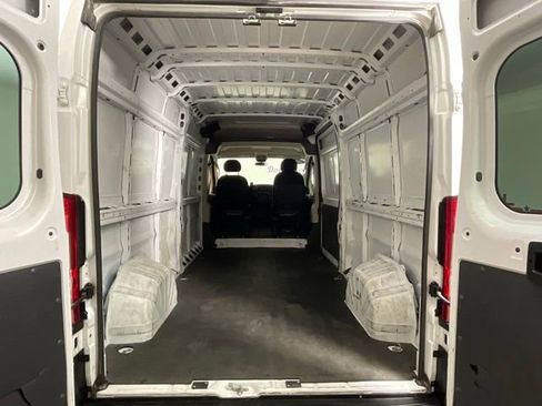 Used 2019 RAM ProMaster 2500 image 11