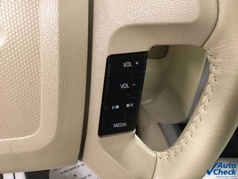 Used 2011 Ford Escape XLT image 49