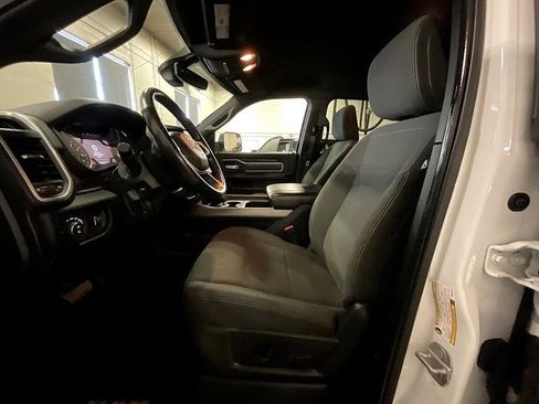 Used 2022 RAM 2500 Big Horn w/ Level C Equiment Group image 4