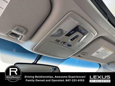 Used 2017 Toyota Sienna XLE image 10