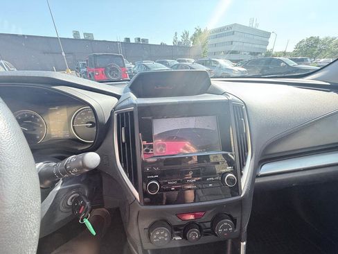 Used 2019 Subaru Forester Premium w/ Popular Package #1 AWD/4WD image 16