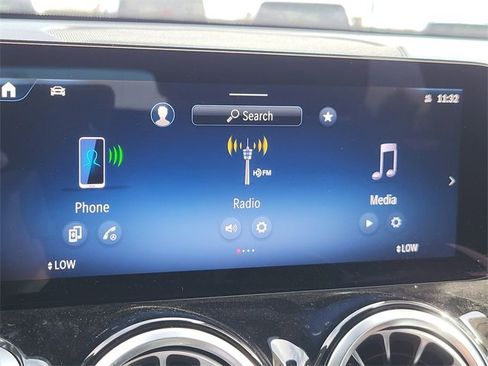 New 2025 Mercedes-Benz GLB 250 4MATIC image 22