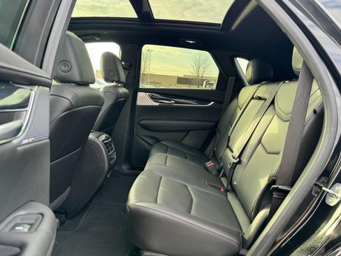 Used 2023 Cadillac XT5 Premium Luxury image 10
