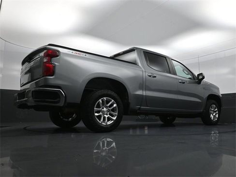 Used 2023 Chevrolet Silverado 1500 LT image 30