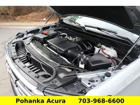 Used 2024 GMC Yukon SLT w/ SLT Premium Package image 31